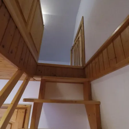 Napsuetoette Kehida منزل للإقامة