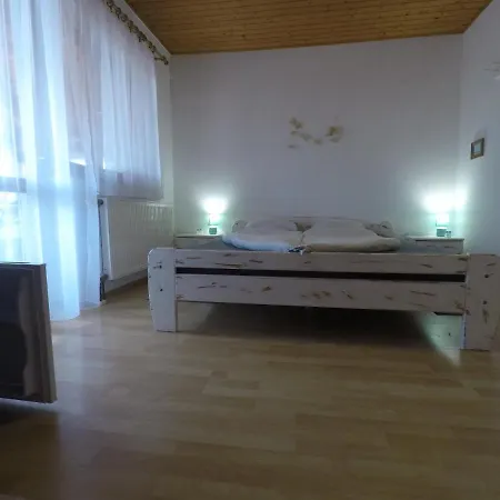 Napsuetoette Kehida Δωμάτια σε οικογενειακή κατοικία *