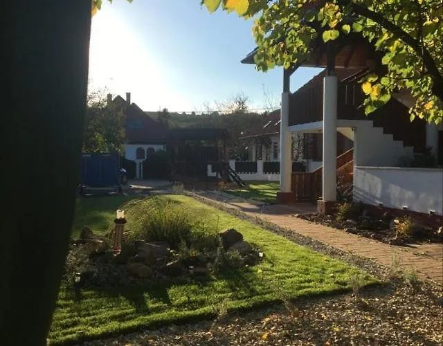 Napsuetoette Kehida * Kehidakustány